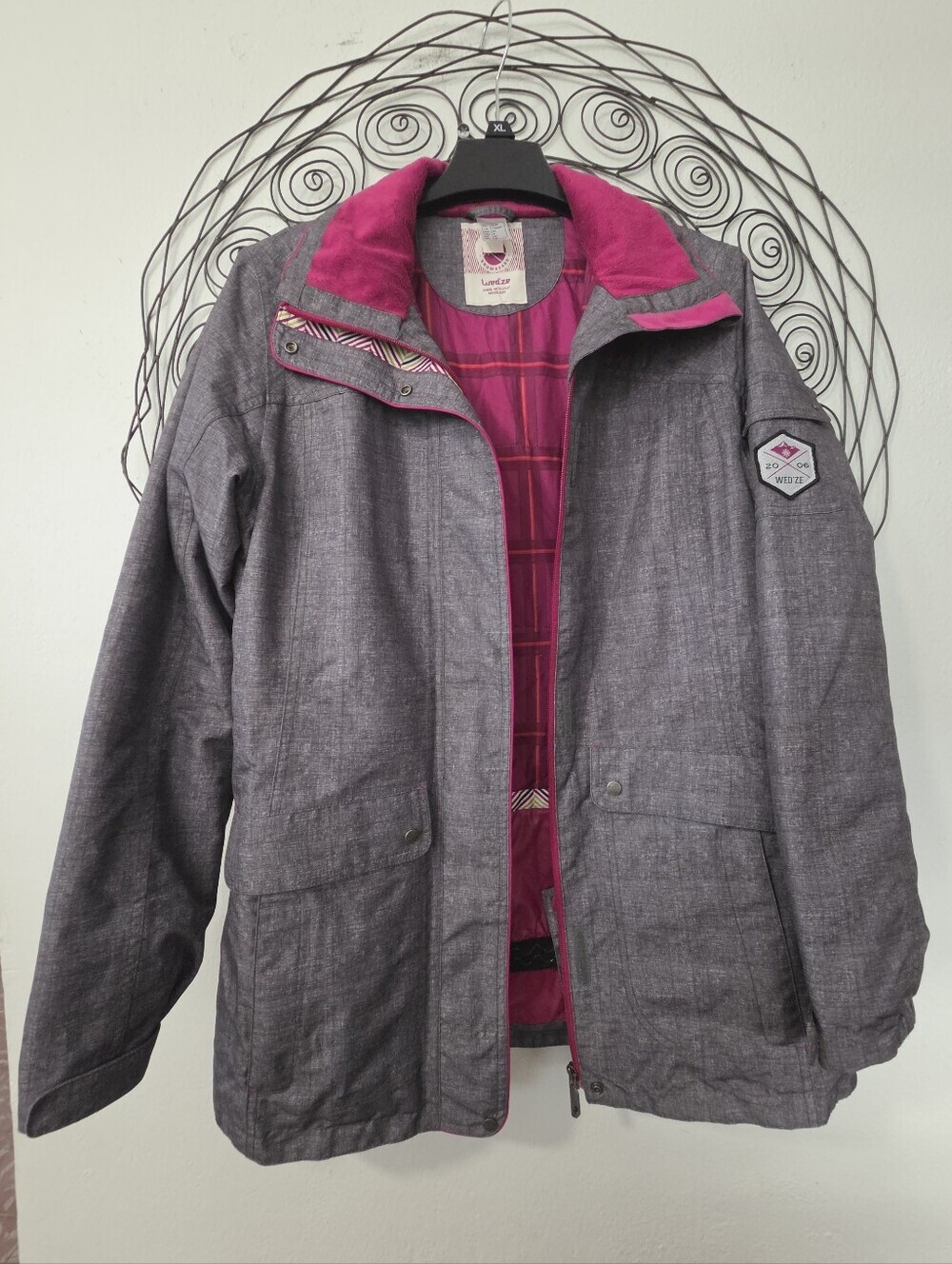 Wed’ze Midslide Women’s Ski Snowboard Jacket Gray Pink EU 40 US Small - Picture 2 of 15